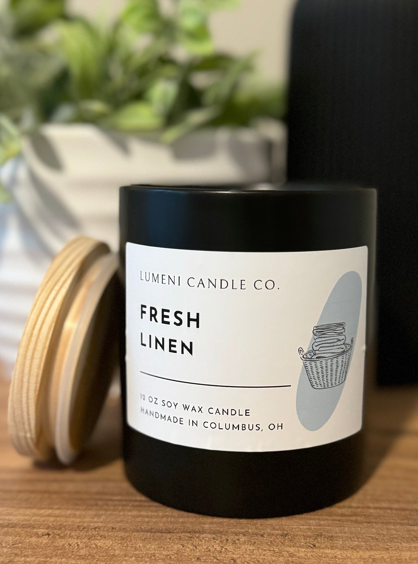 Fresh Linen Candle